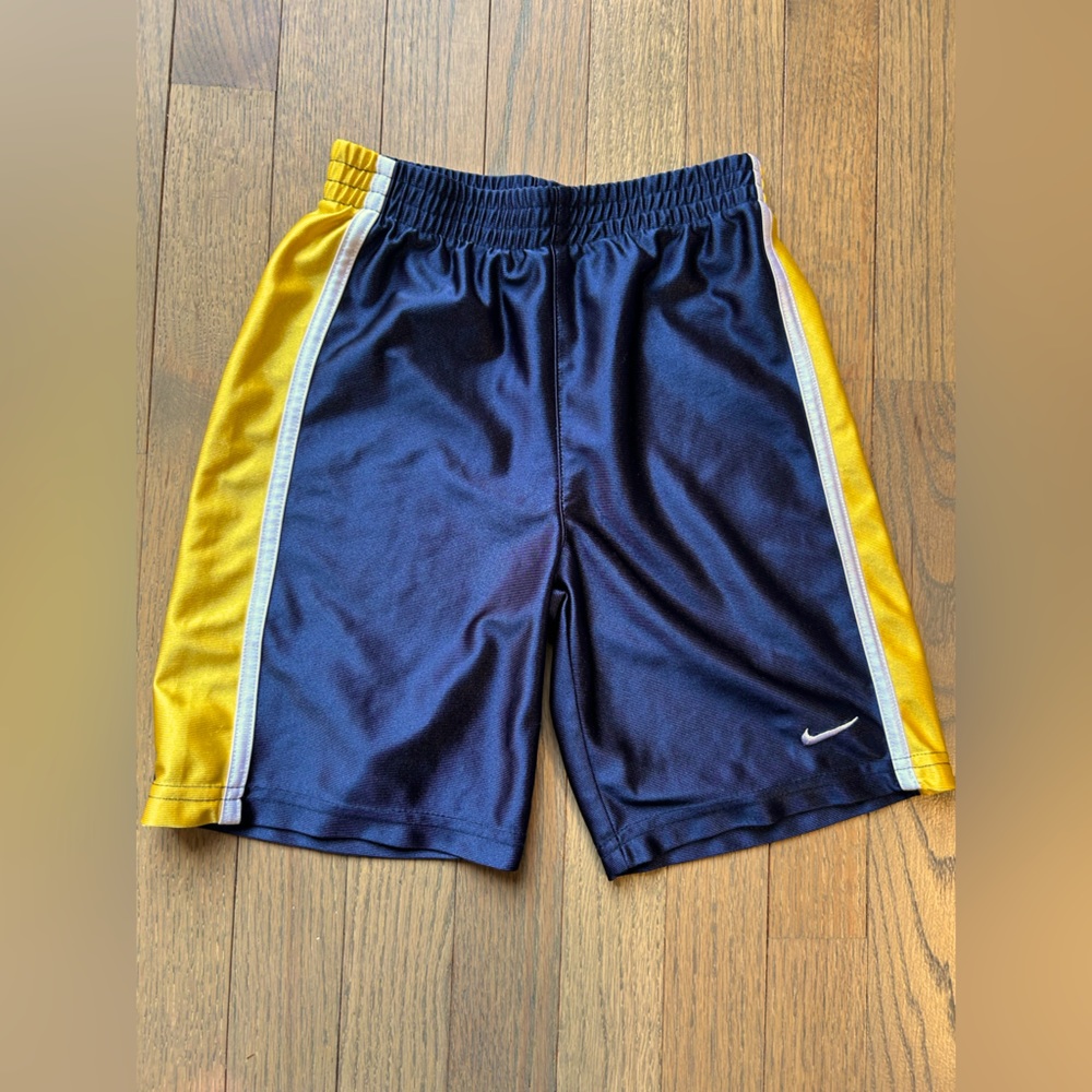 Nike Kids Size 5 Shorts